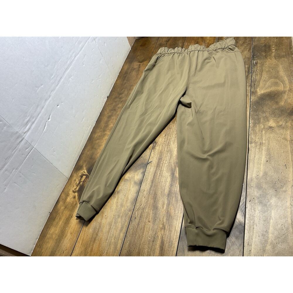 Lululemon Stretch High Rise Jogger Luxtreme Classic Fit Size 12 Tan - Picture 2 of 9